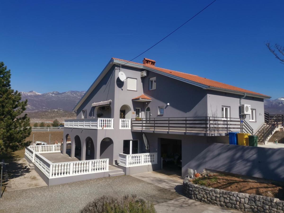 Apartman Marie Cavle Exterior photo
